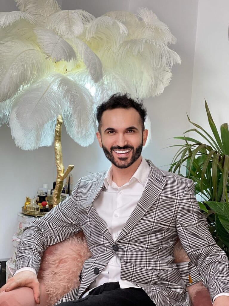 Samet Zili Hairdresser, London balayage and hair colour specialist with international professional experience.